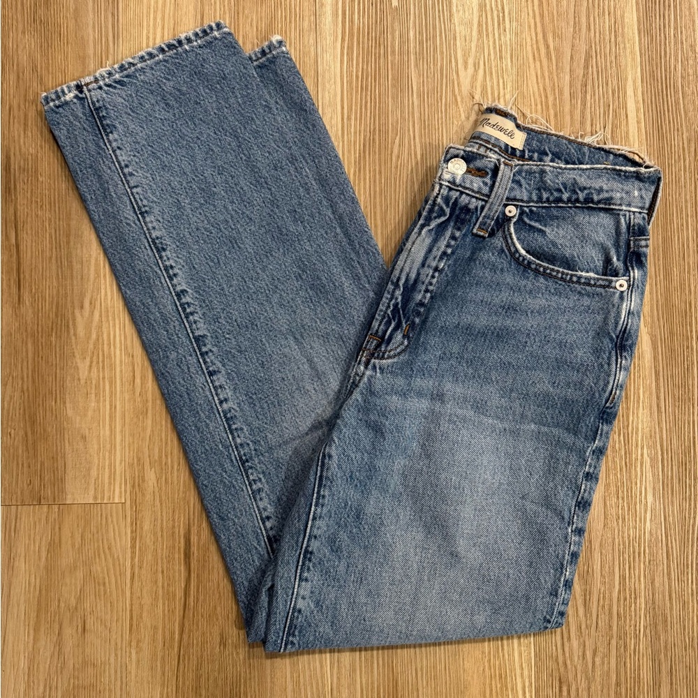 MADEWELL The Perfect Vintage Straight Jean. Size 23. Like new!